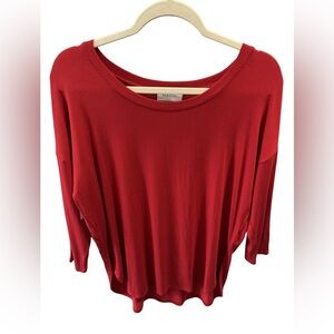 ARITZIA Babaton Size S Red Norris Top 3/4 Sleeves Round Hem High Low NWT